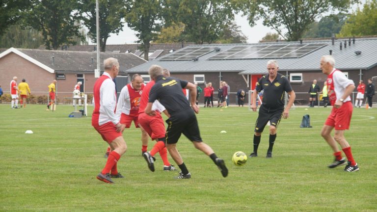 Walking football DSC08949