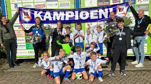 Den Ham JO11-3 kampioen okt 2023 (002)