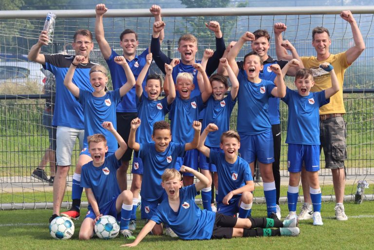 Den Ham JO11-1 Kampioen 18 mei 2024 (003)